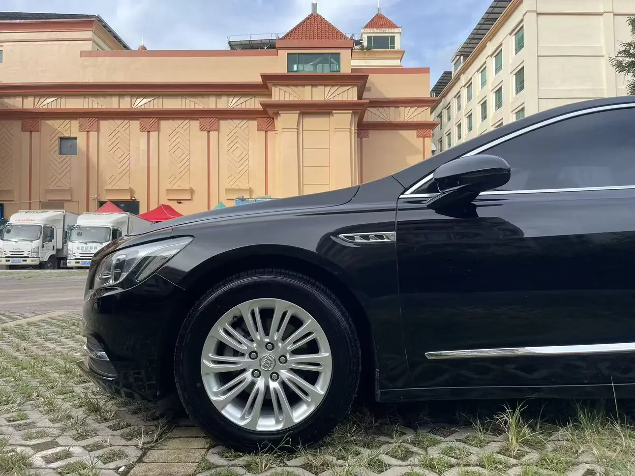 Buick LaCrosse