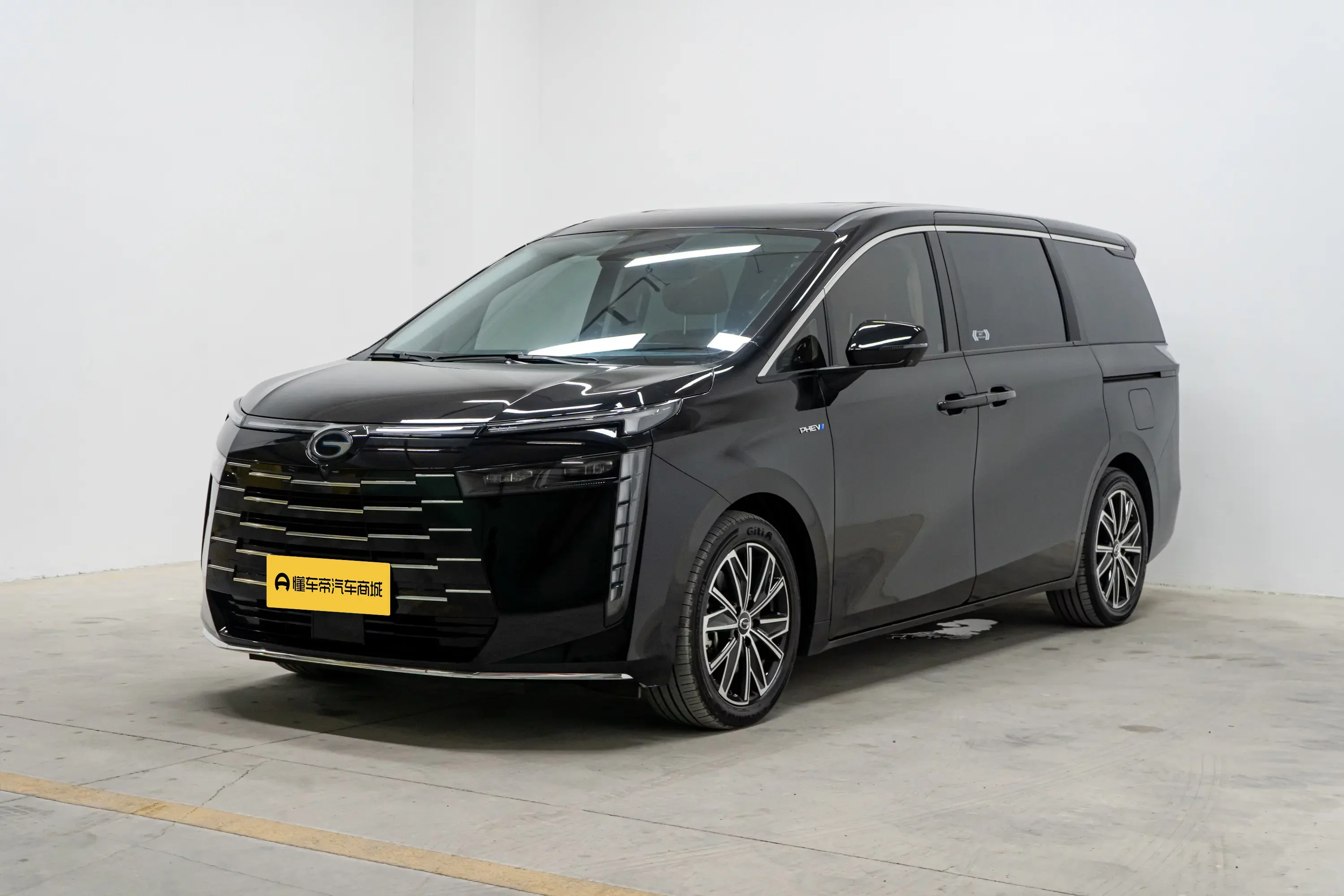 GAC Trumpchi E8 PHEV