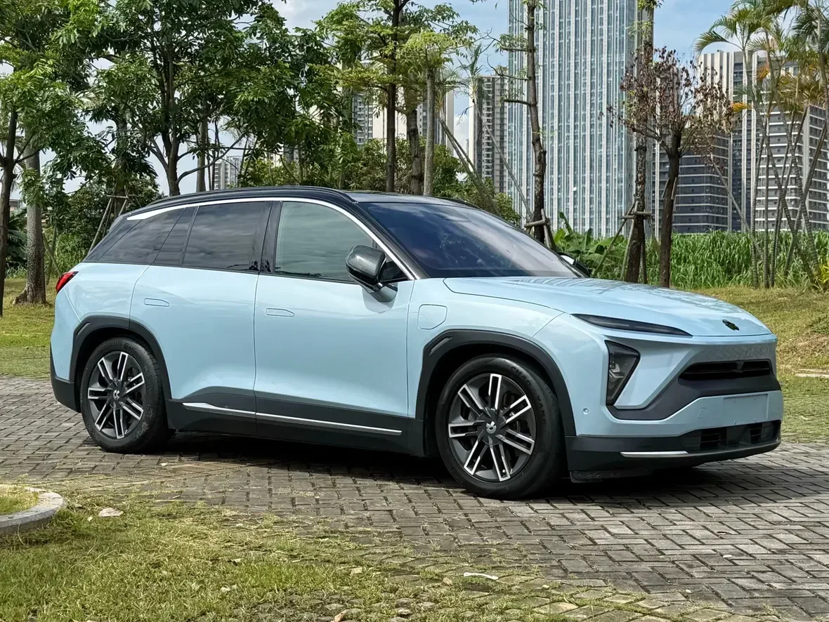 NIO ES6