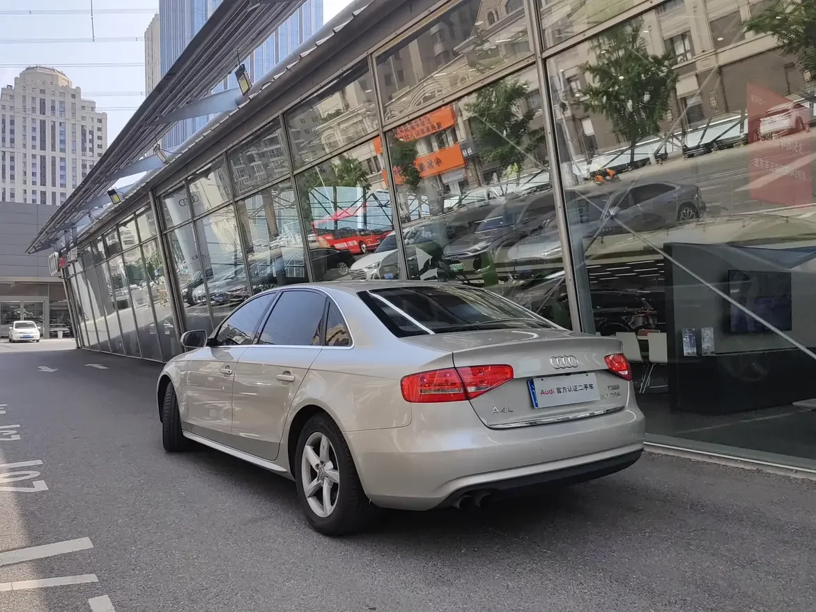 Audi A4L