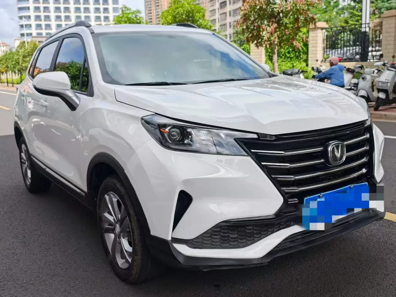 Changan CS15