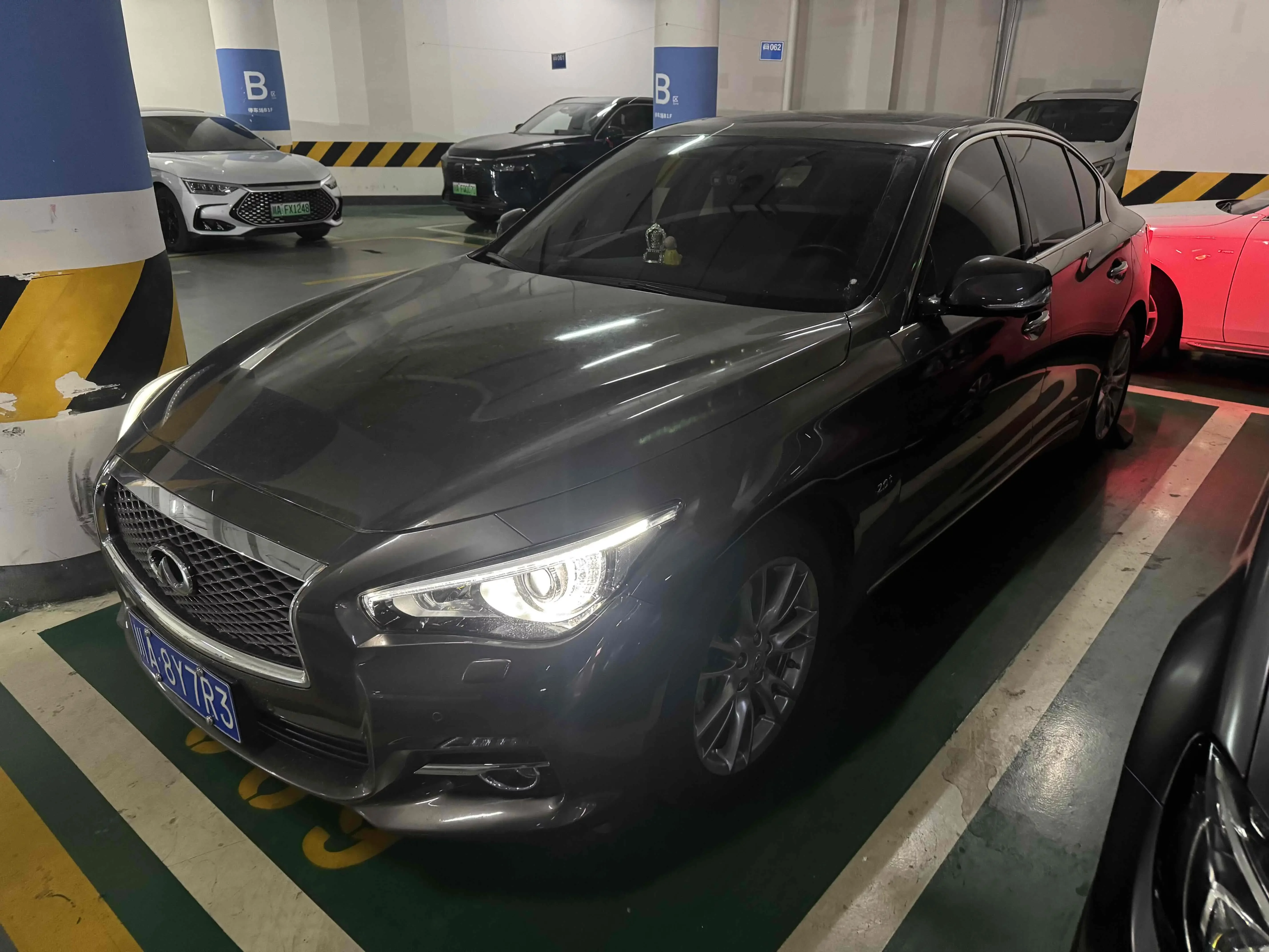 Infiniti Q50L