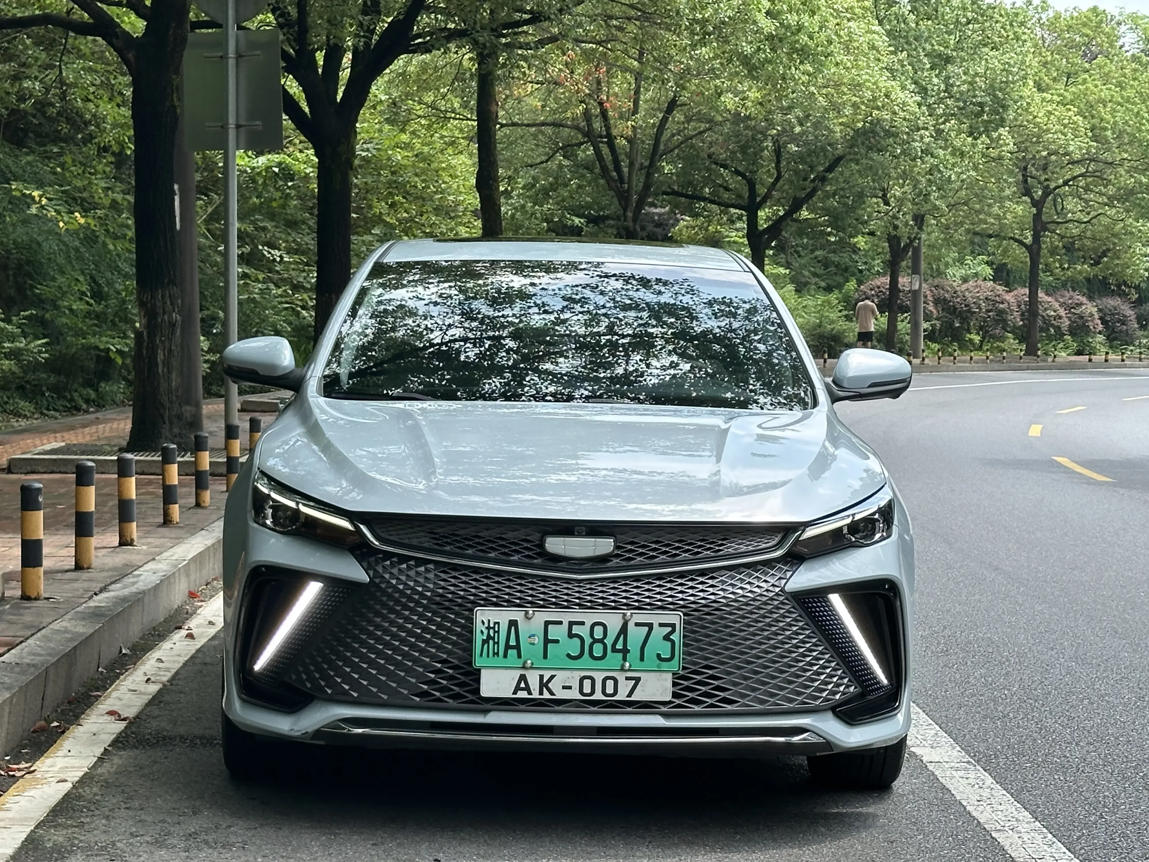 Geely Emgrand L HiP