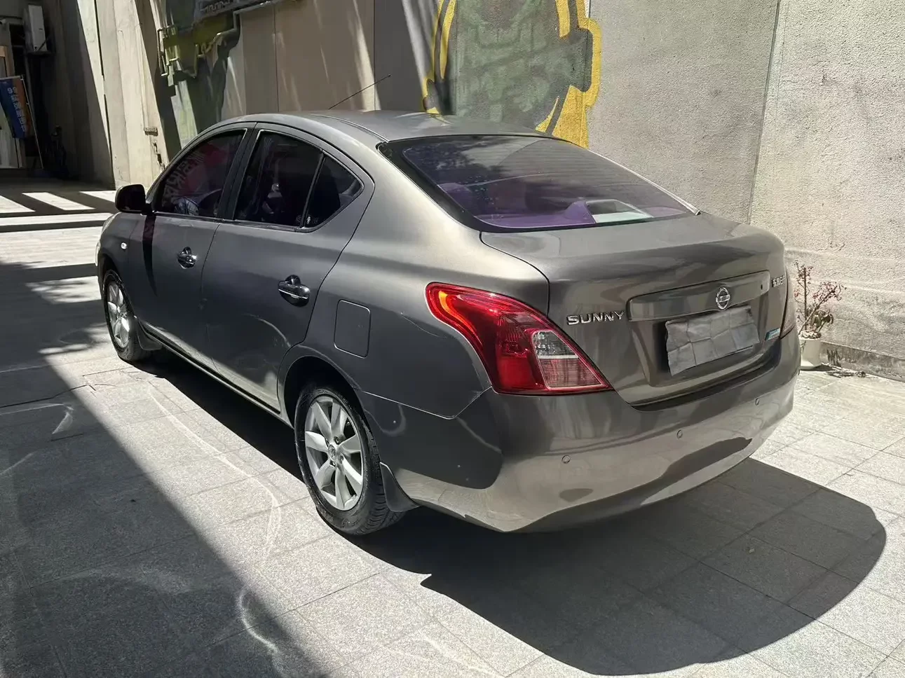 Nissan Sunlight