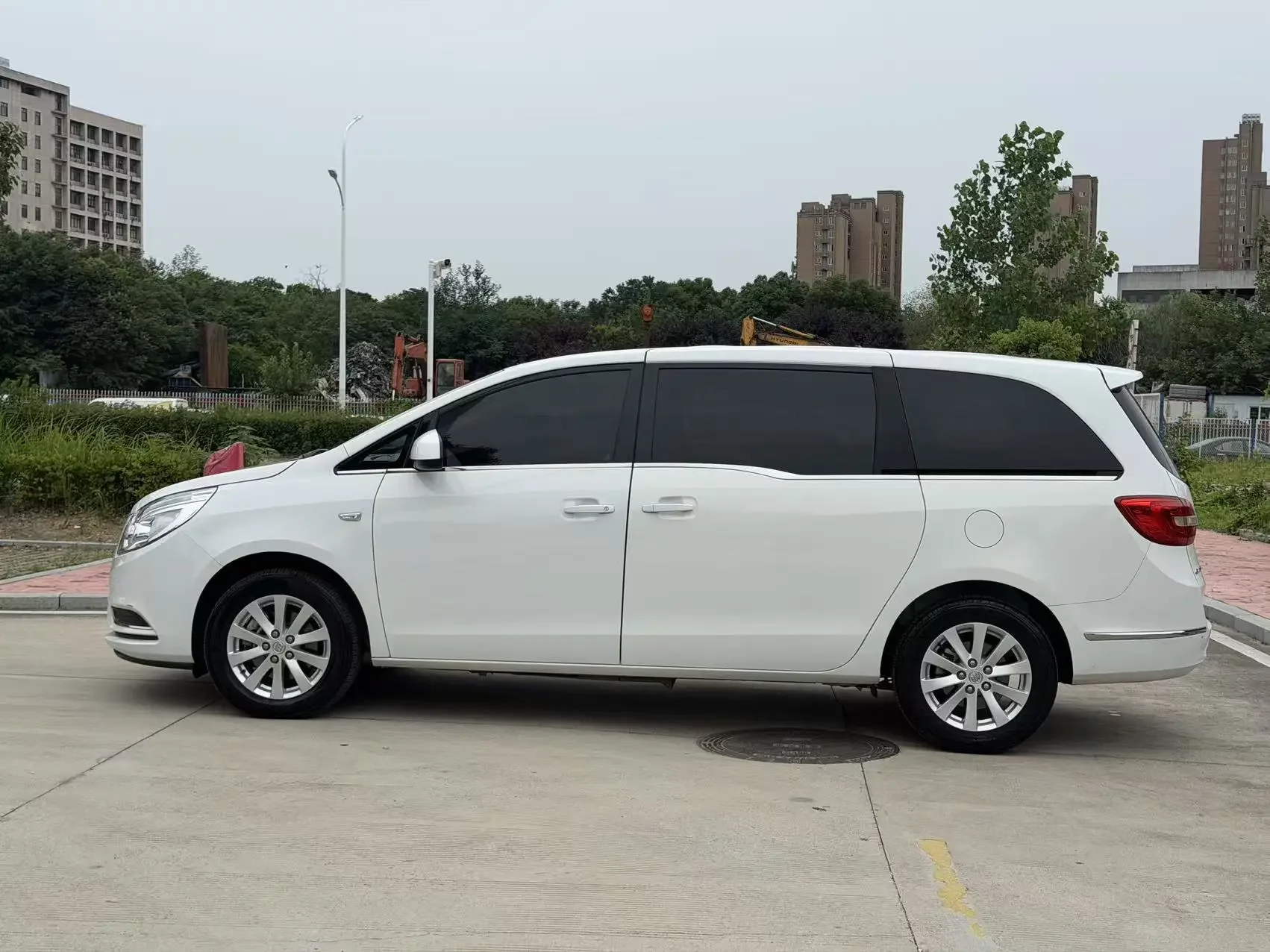 Buick GL8