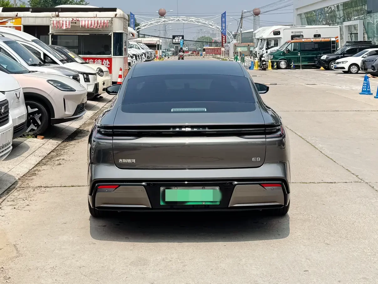 Geely Galaxy E8