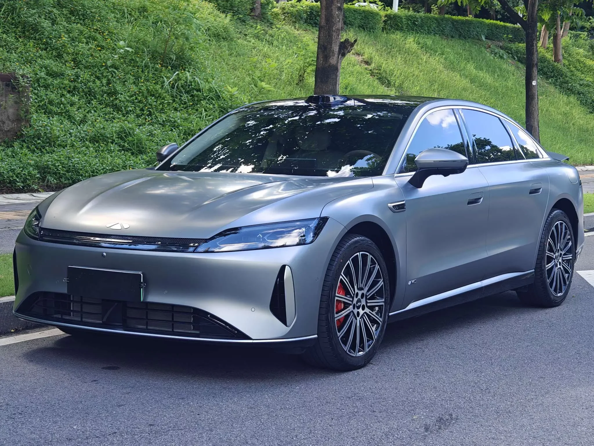 Chery Fengyun A9L  из Китая