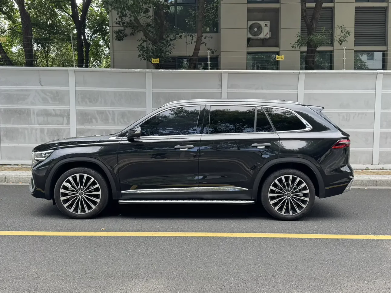 Geely Monjaro
