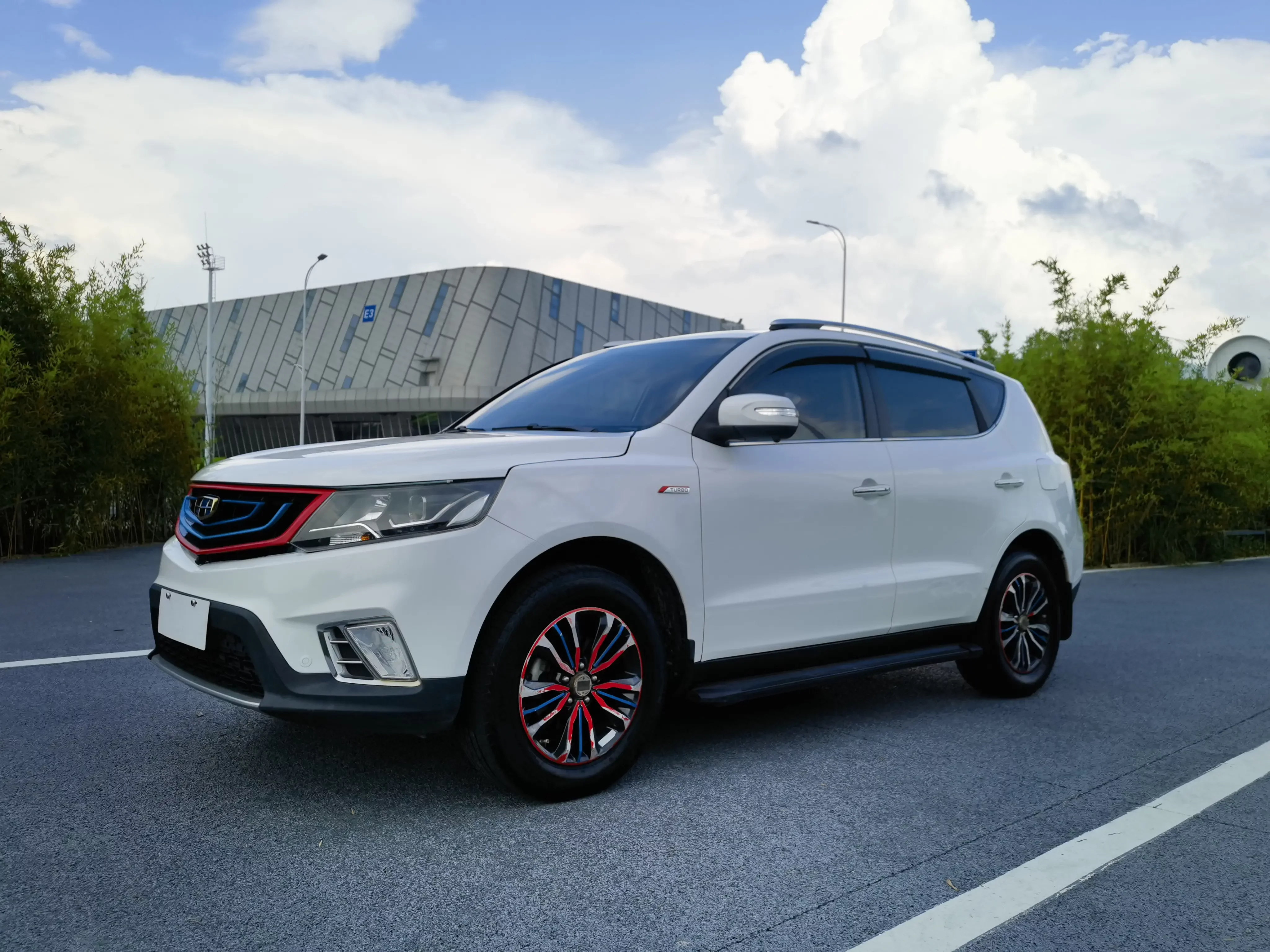 Geely Vision X6