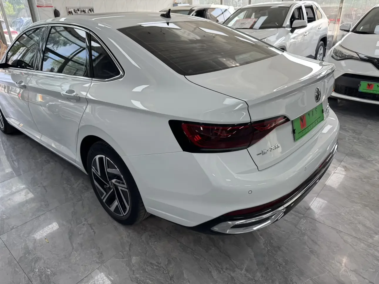Volkswagen Sagitar