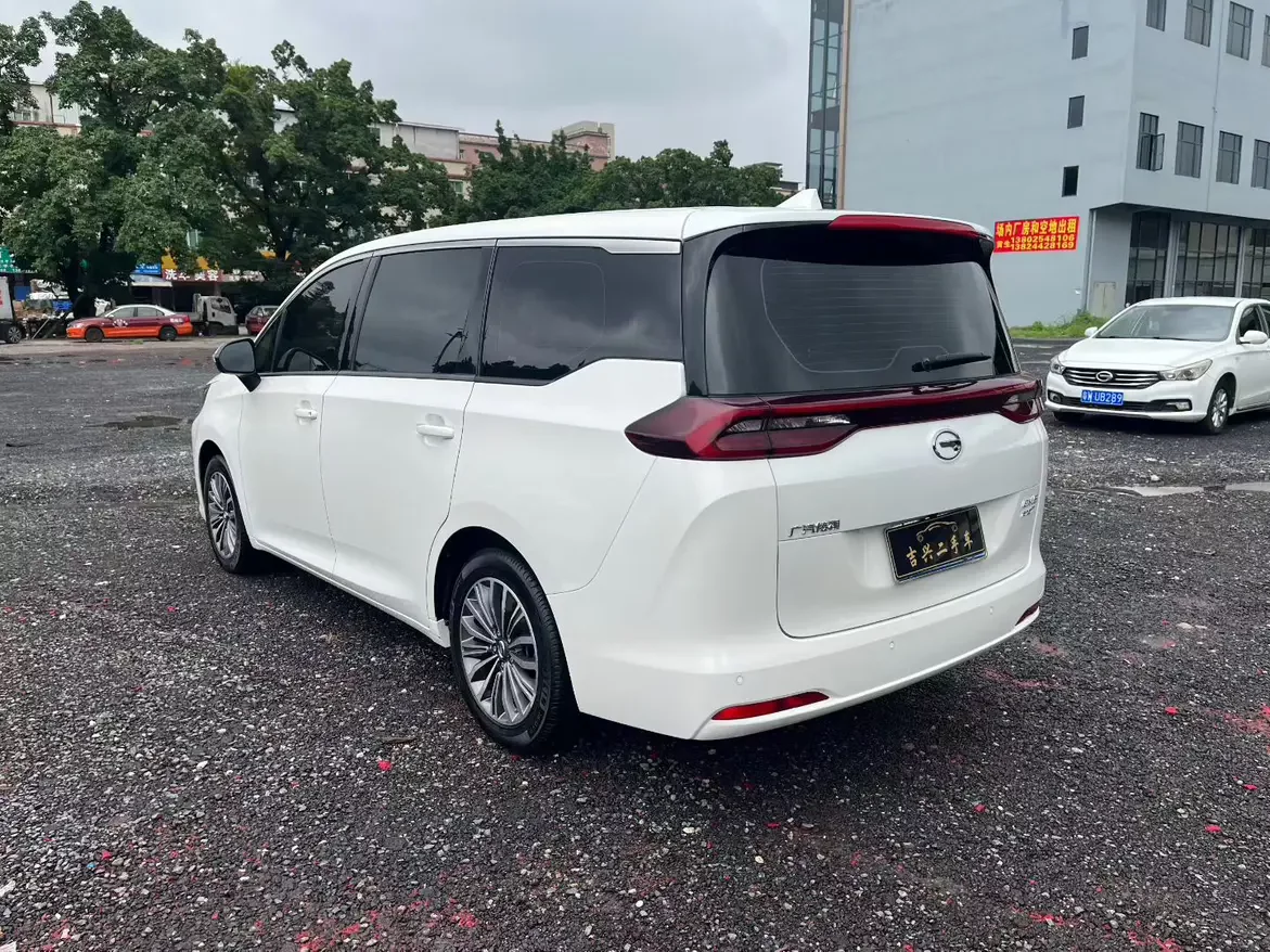 GAC Trumpchi M6