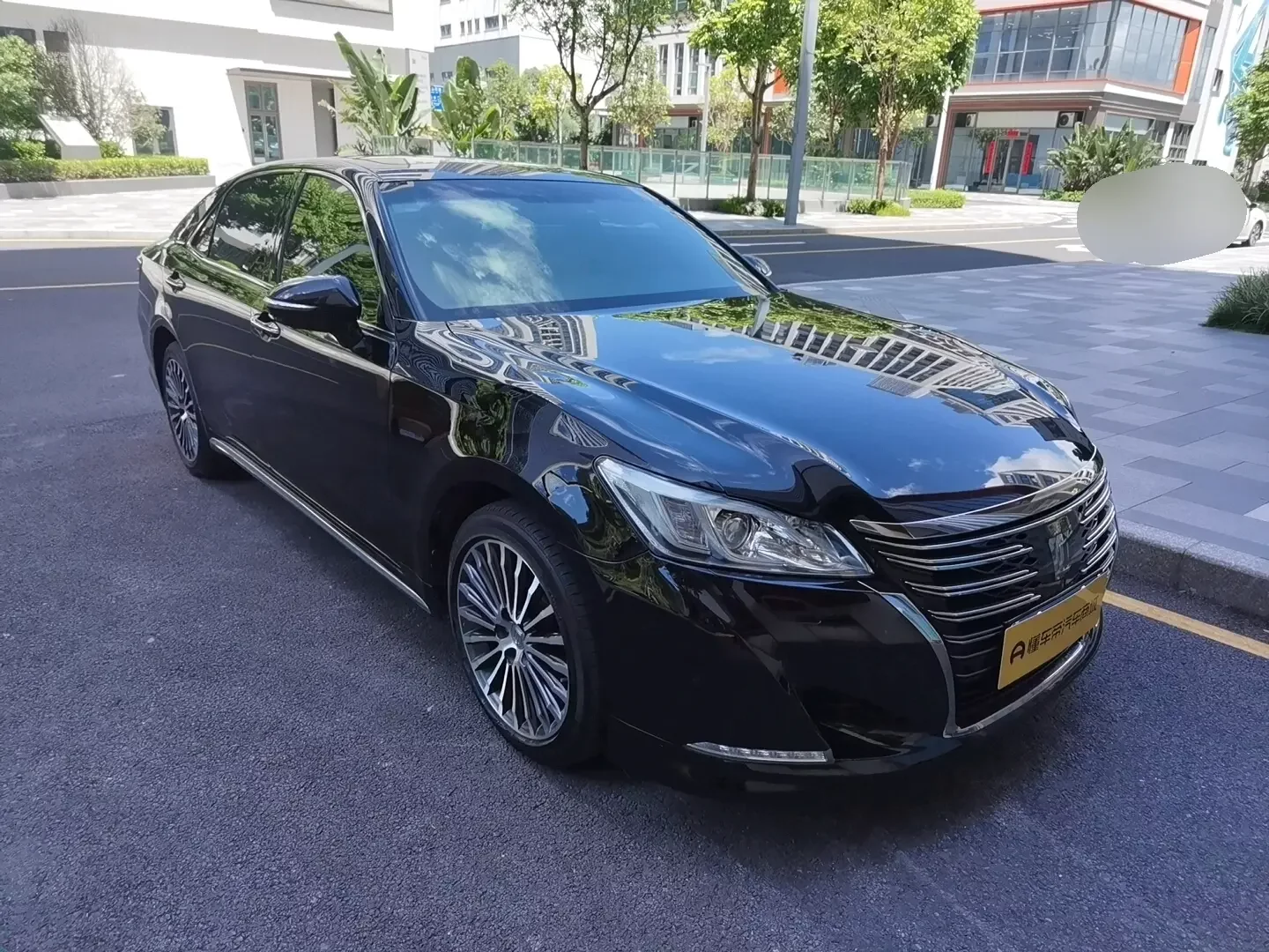 Toyota crown
