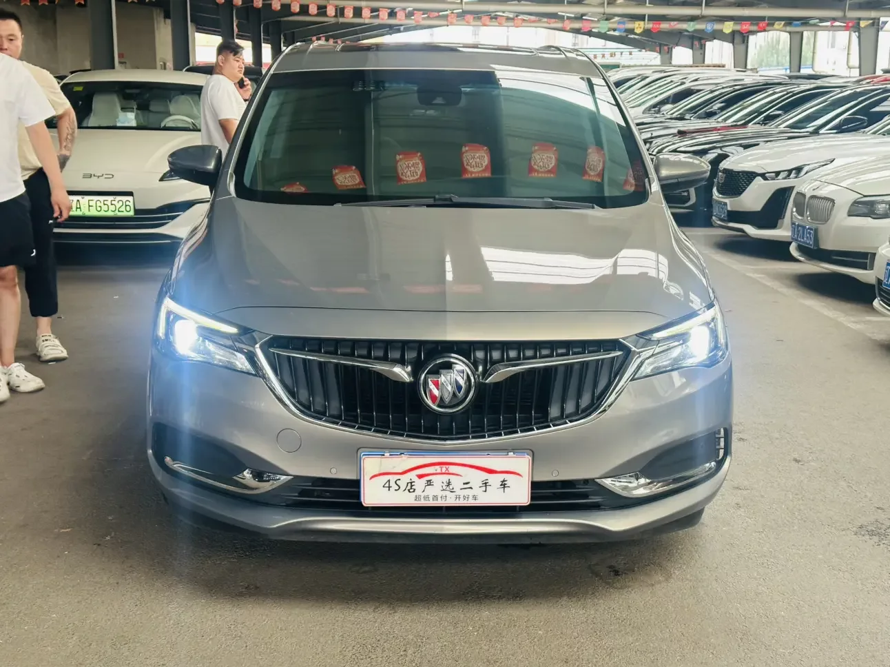 Buick GL6