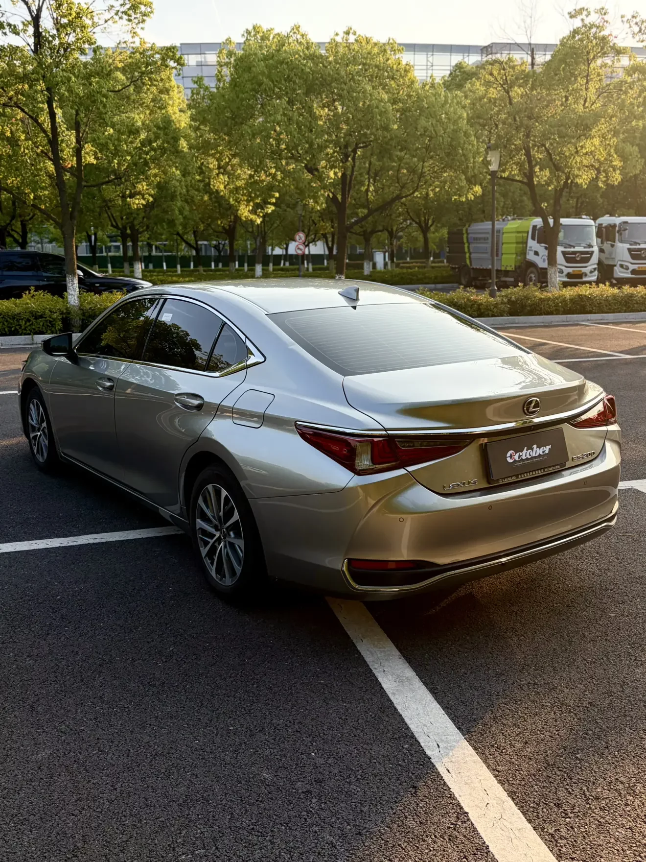 Lexus ES