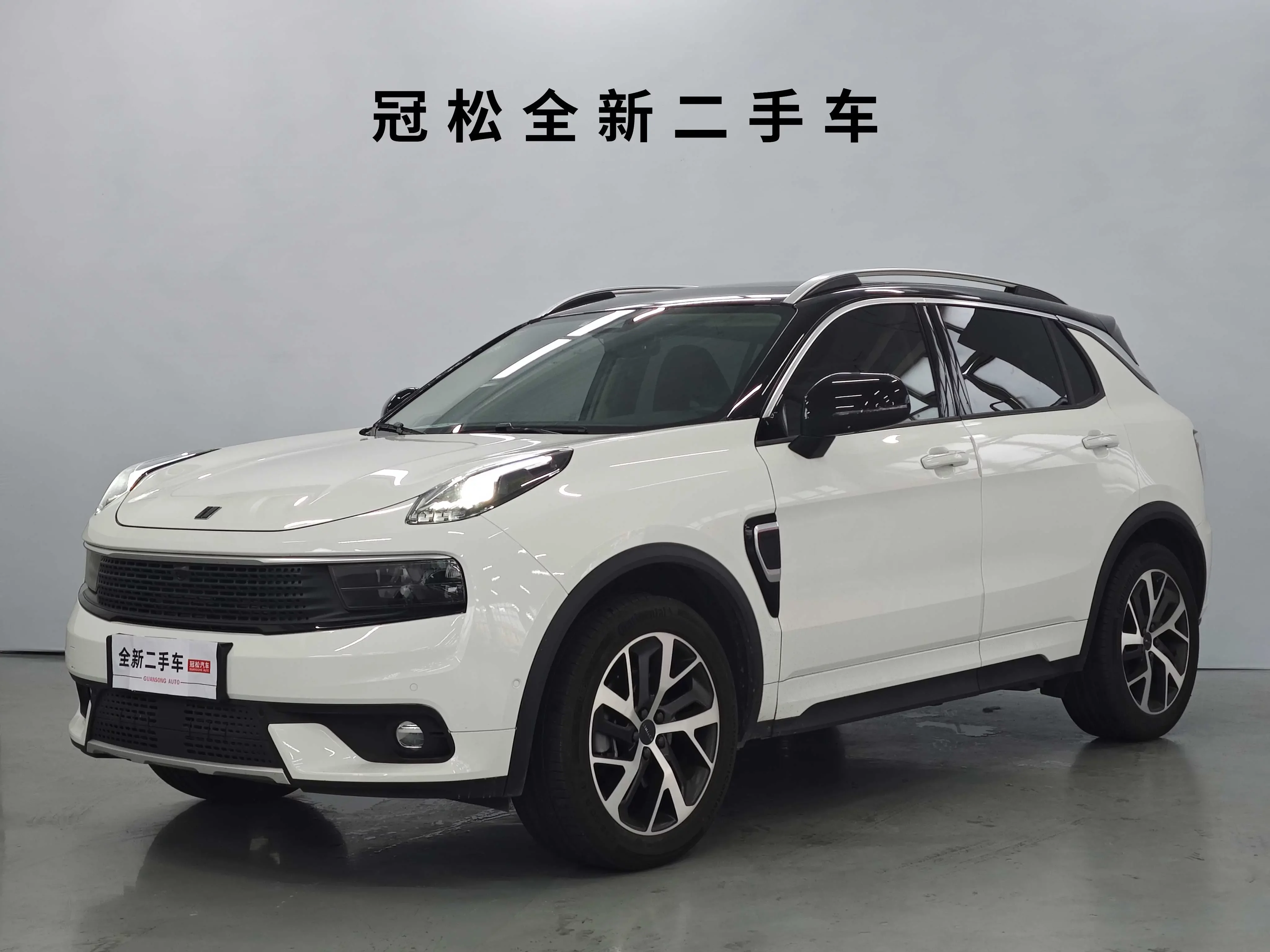Lynk & Co 01 EM-P