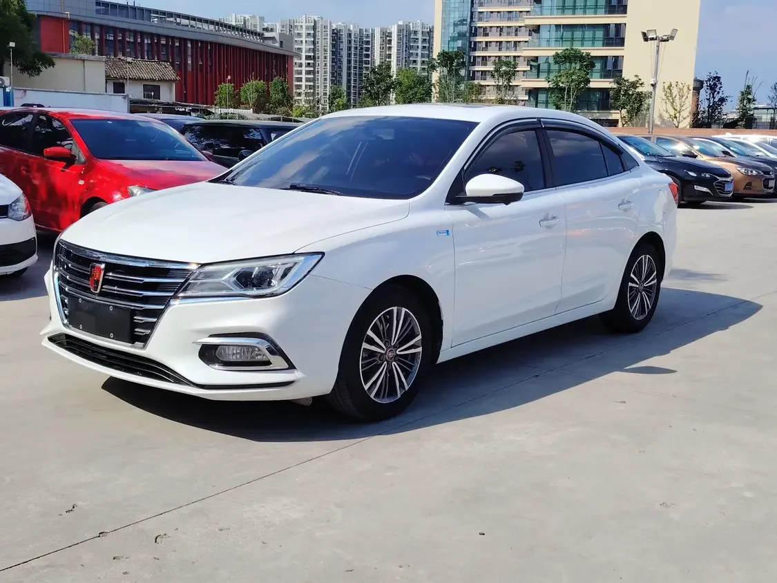 Roewe i5