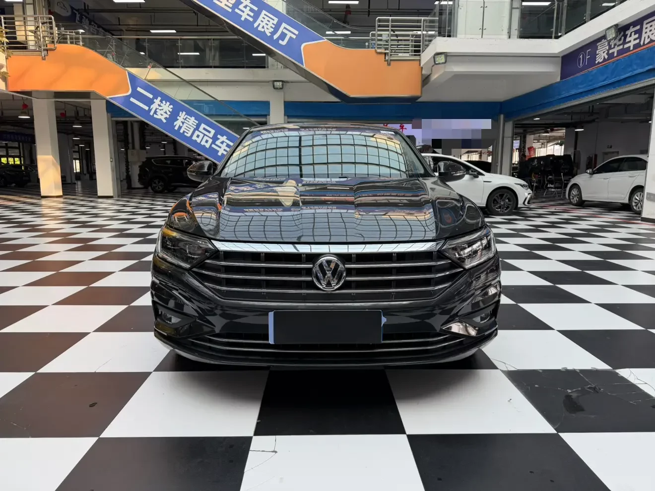 Volkswagen Sagitar