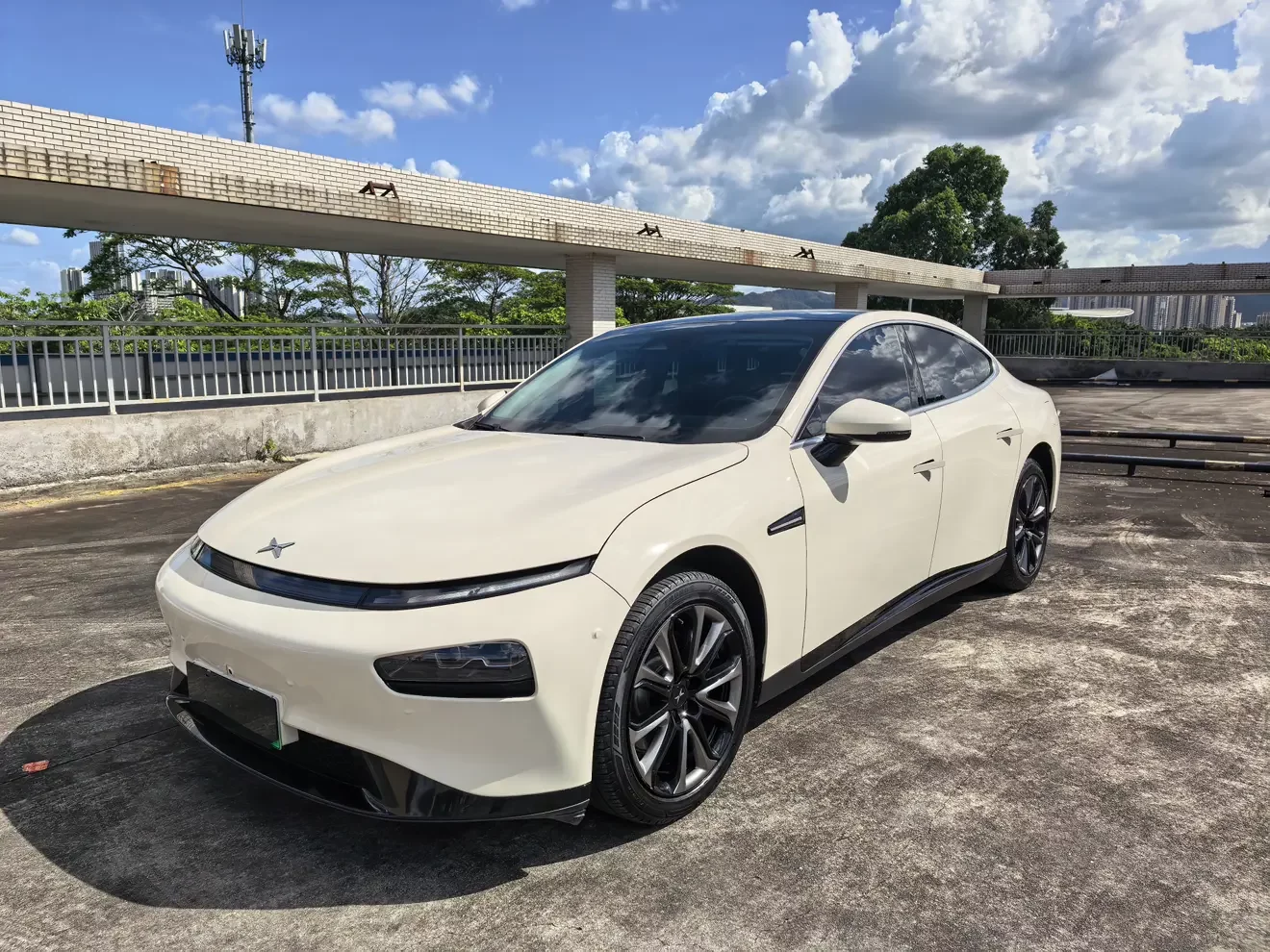 Xpeng P7