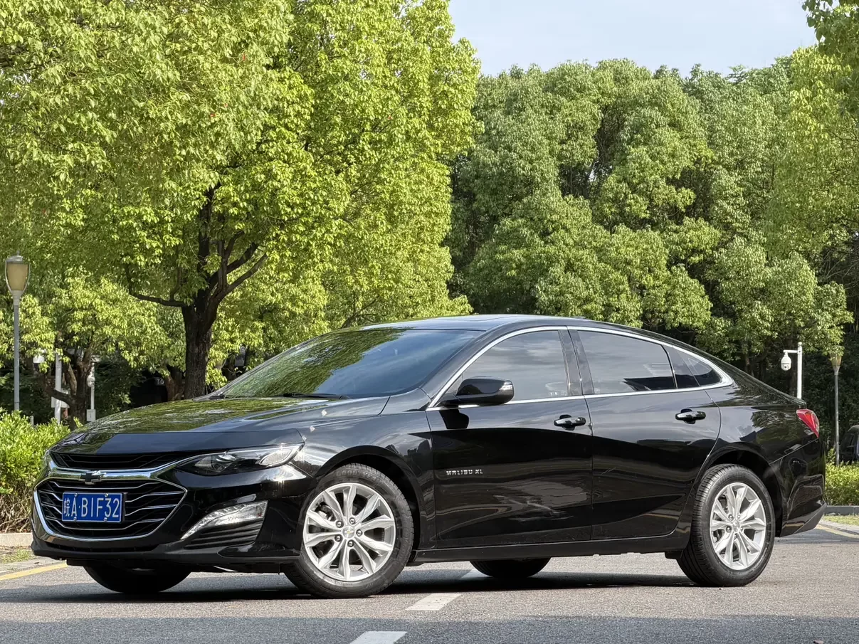 Chevrolet Malibu XL