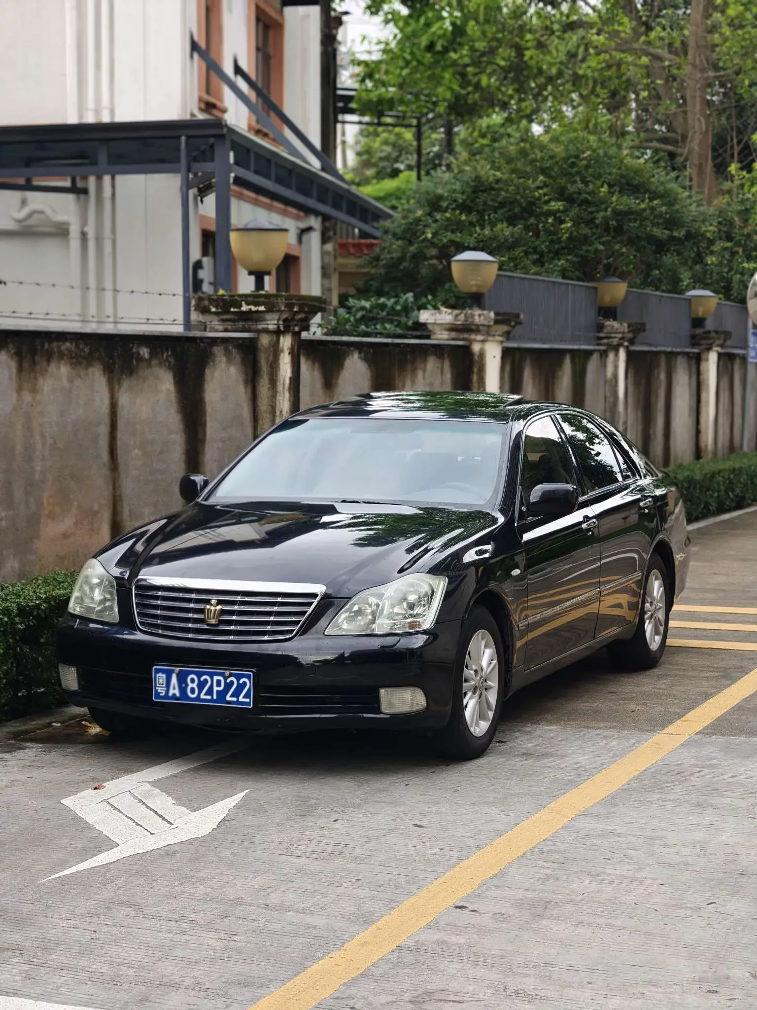Toyota crown  из Китая
