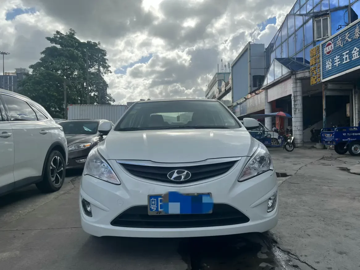 Hyundai Verna