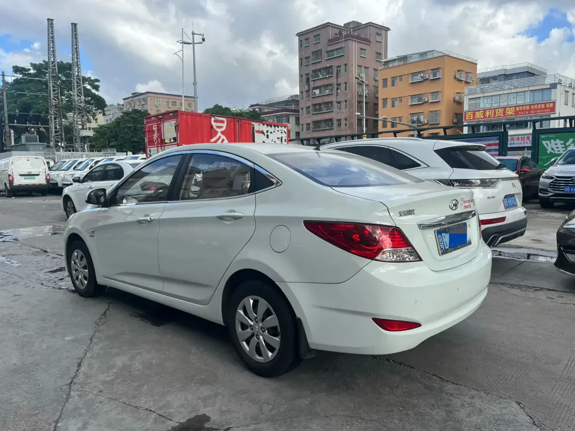 Hyundai Verna