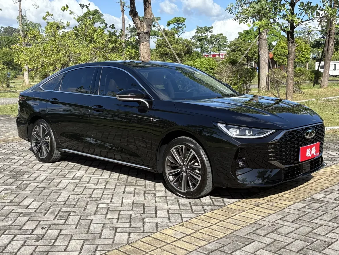 Chery Arrizo 8 PRO