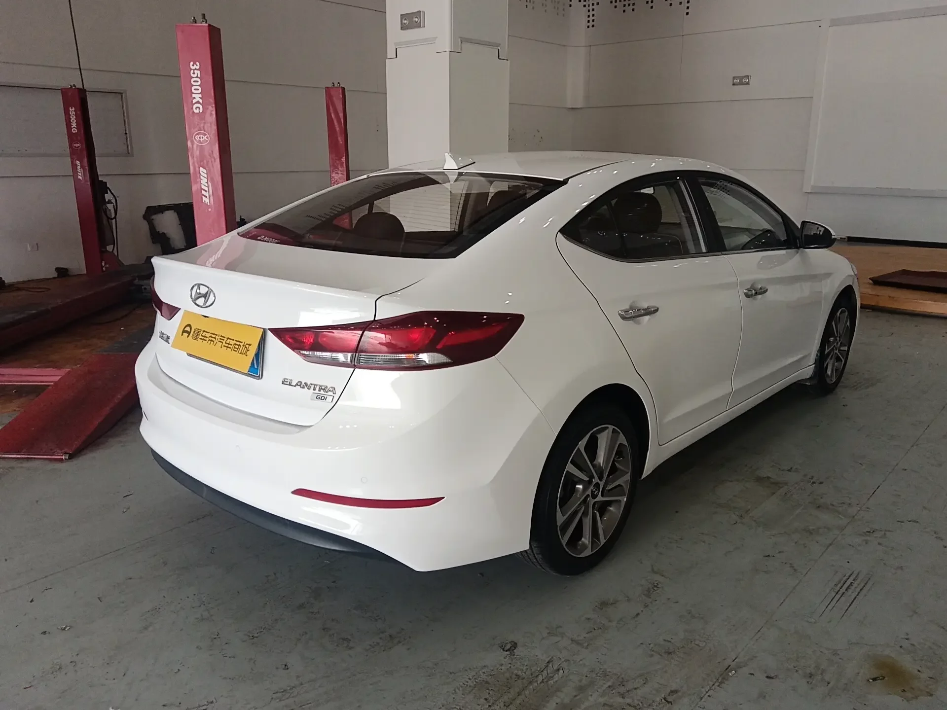 Hyundai lead