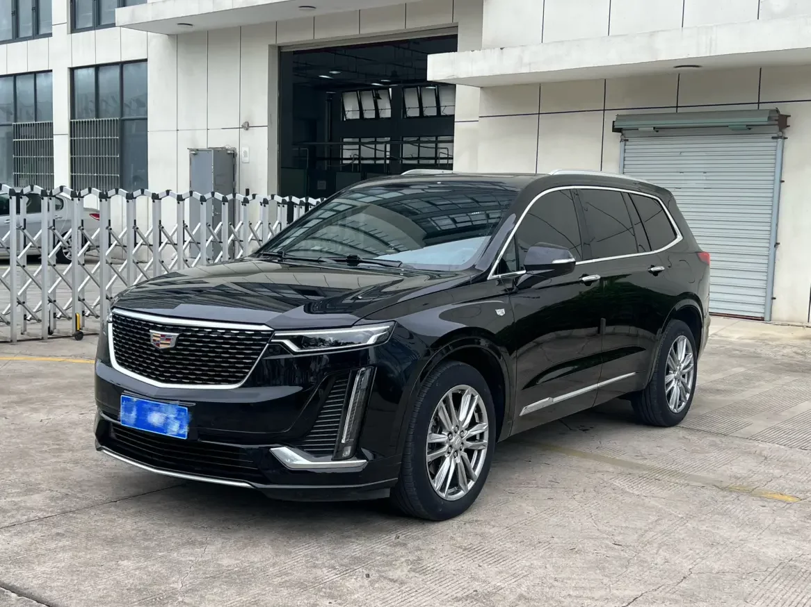 Cadillac XT6