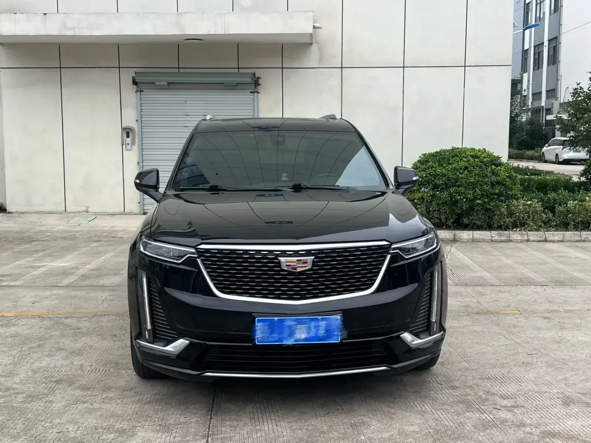 Cadillac XT6