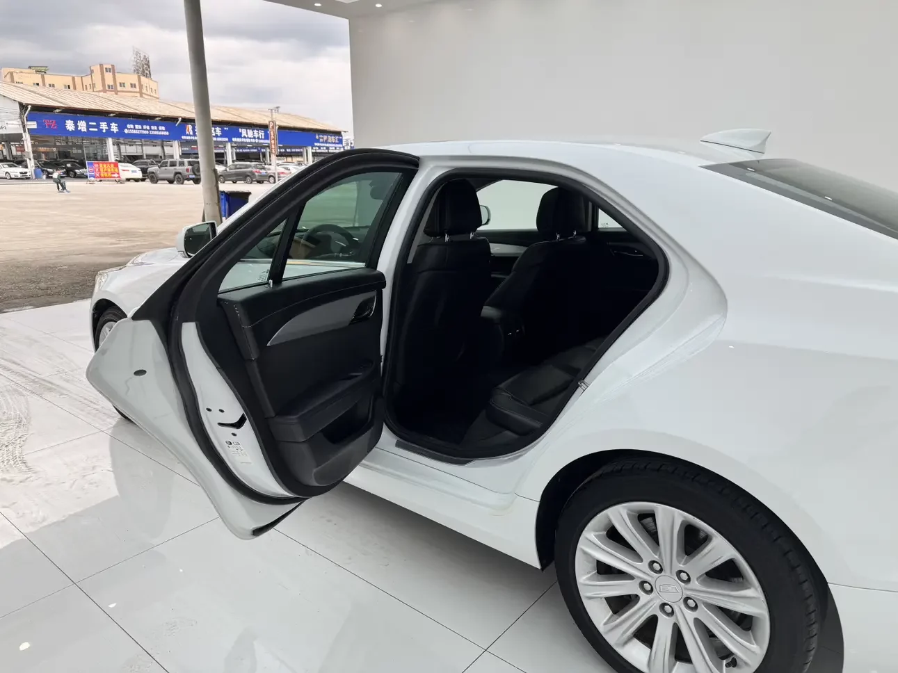 Cadillac ATS-L