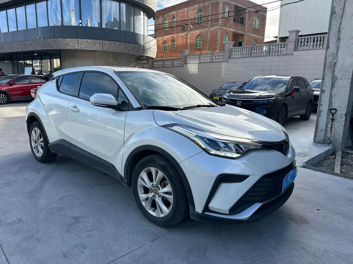 Toyota C-HR Hybrid