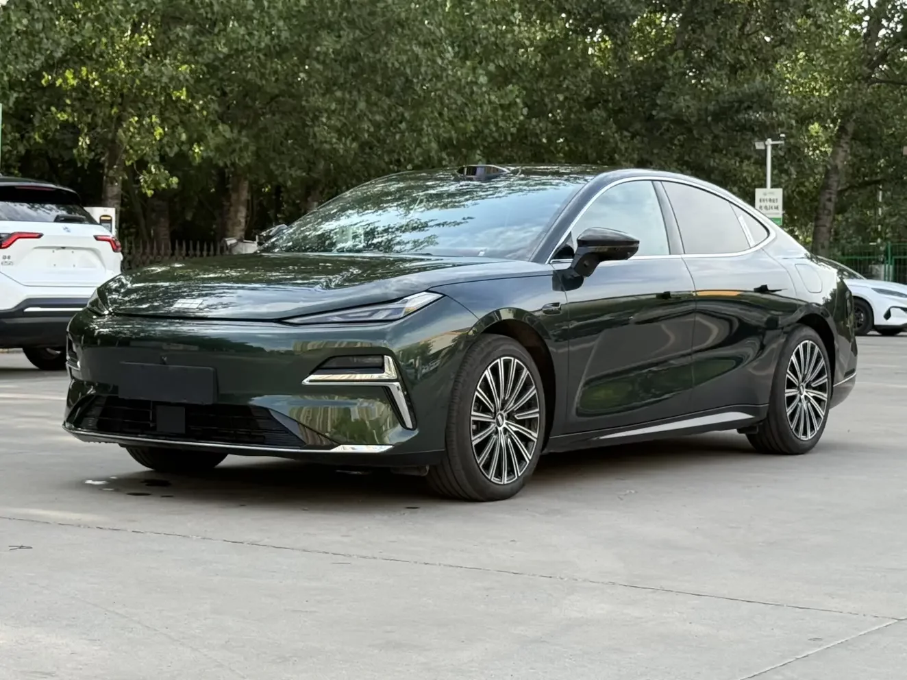 Geely Galaxy Star 8 PHEV