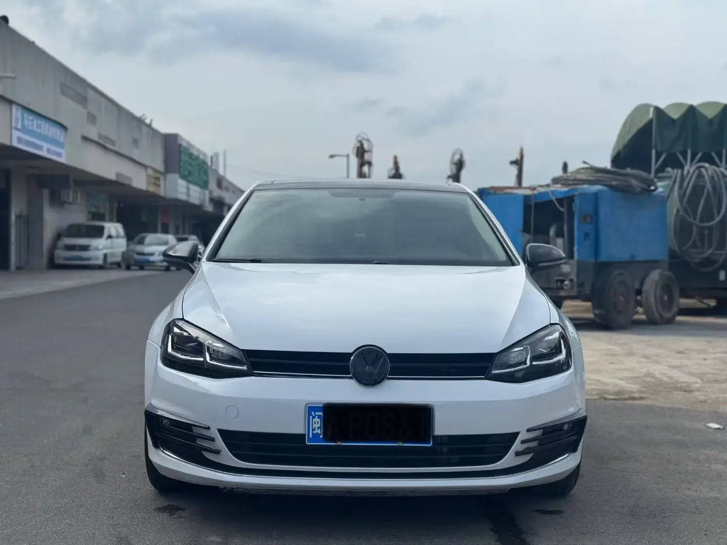 Volkswagen golf
