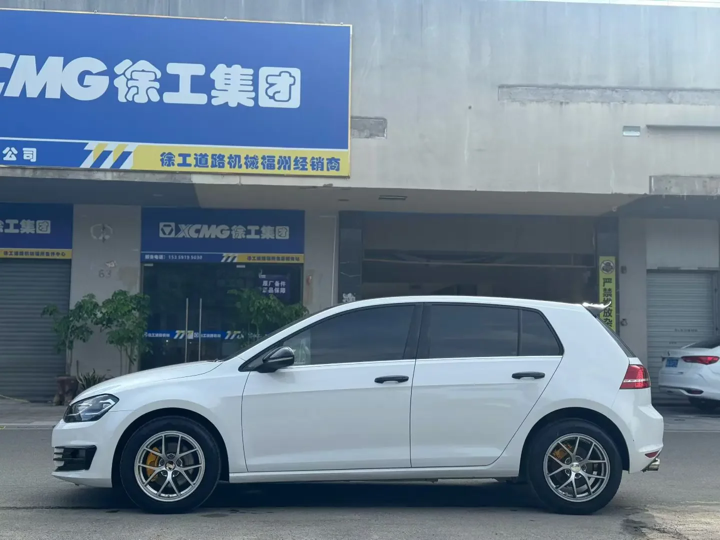 Volkswagen golf