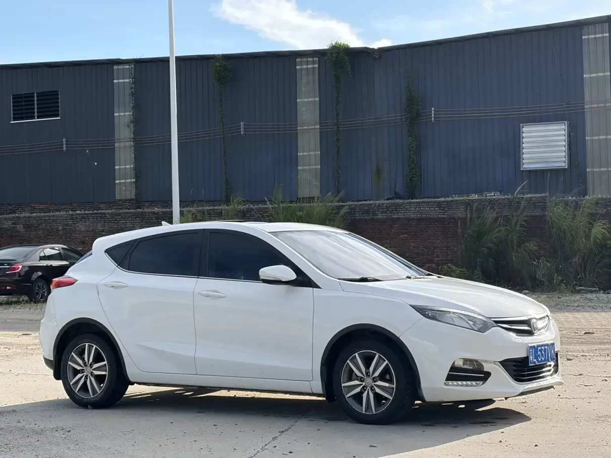 Changan Eado XT