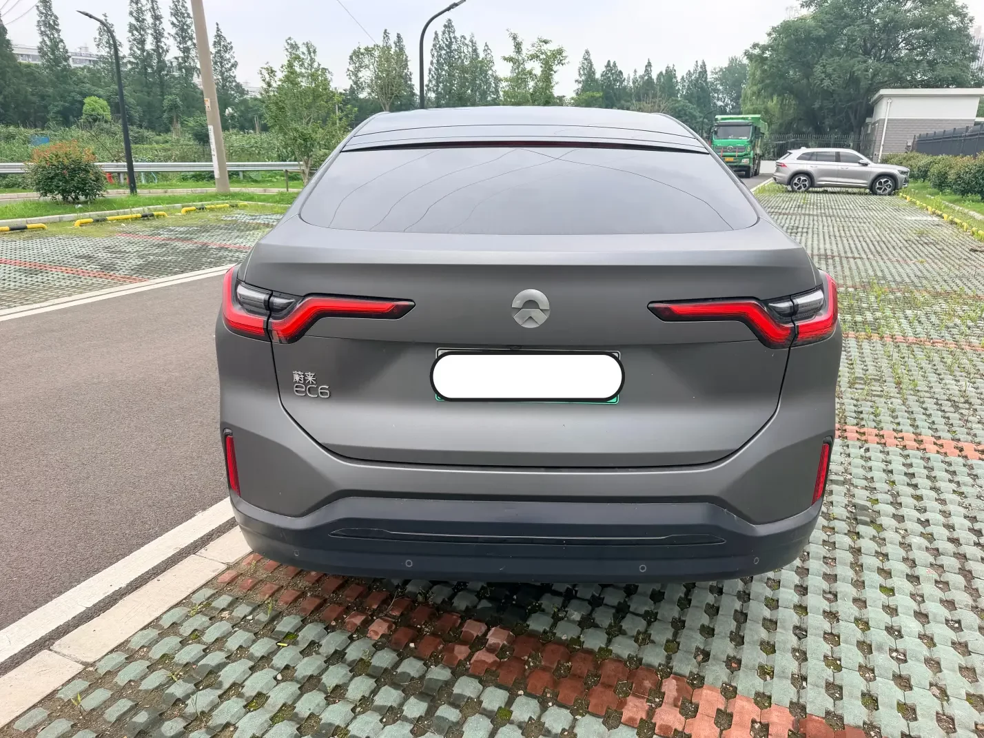 NIO EC6