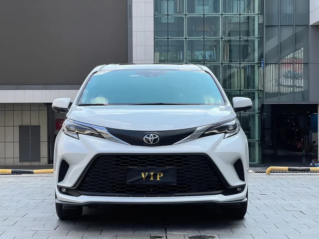 Toyota Granvia