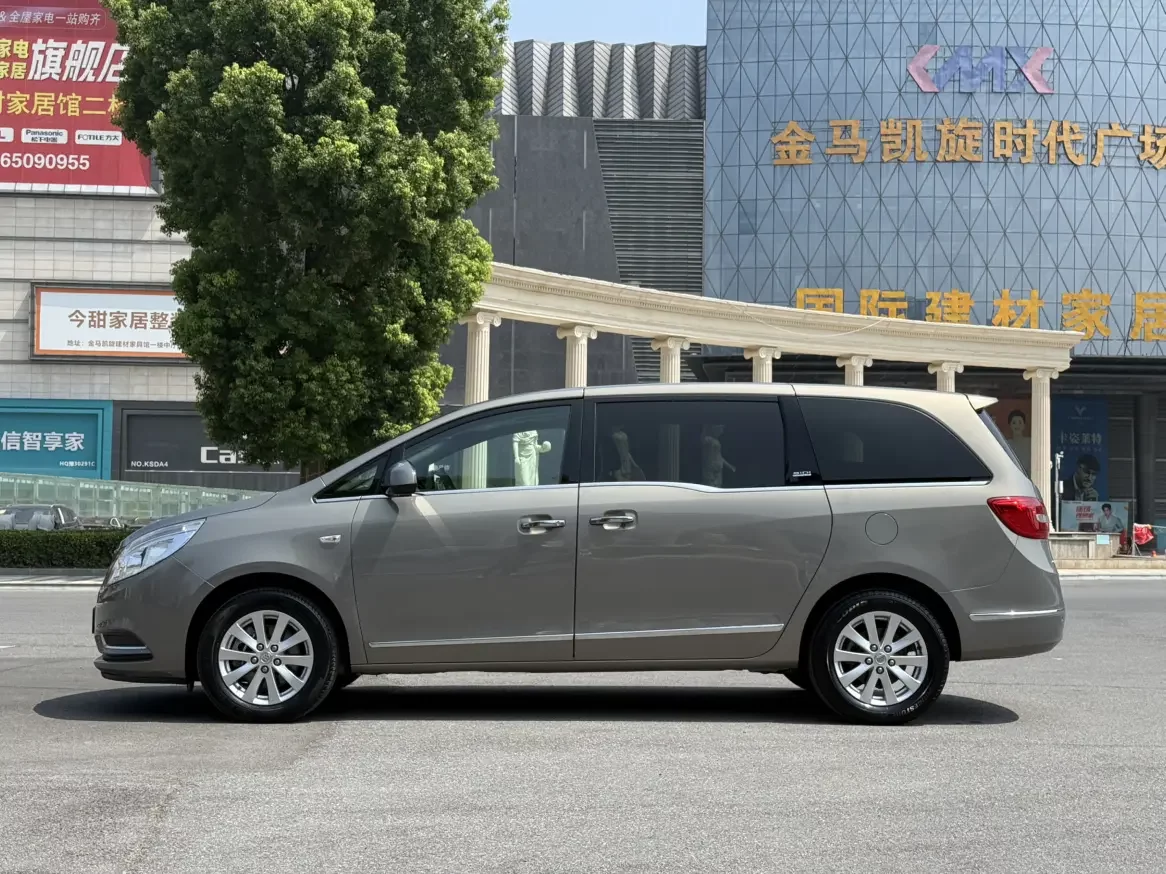 Buick GL8