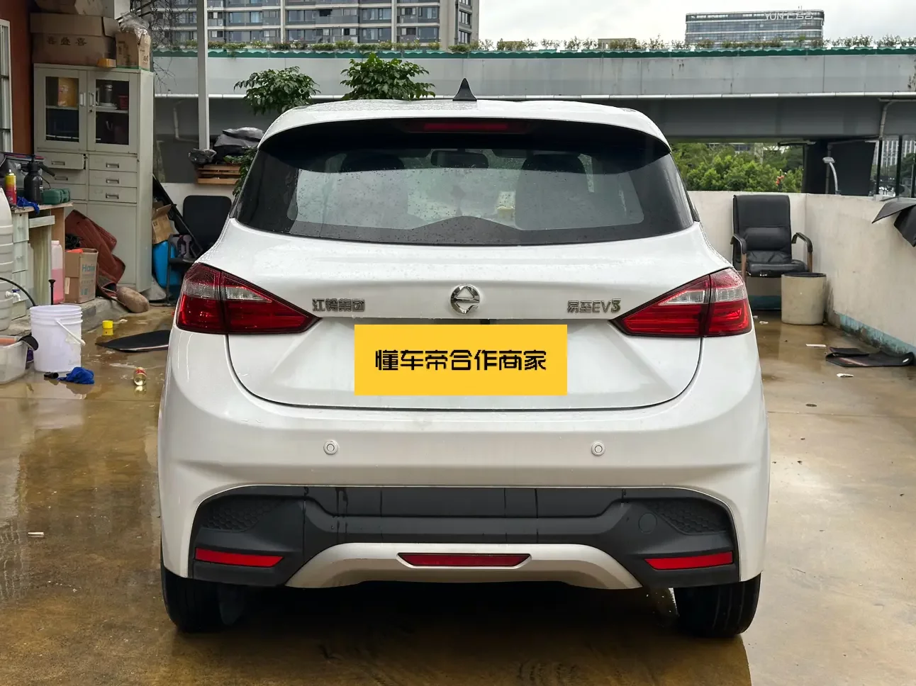 Jiangling Yizhi EV3