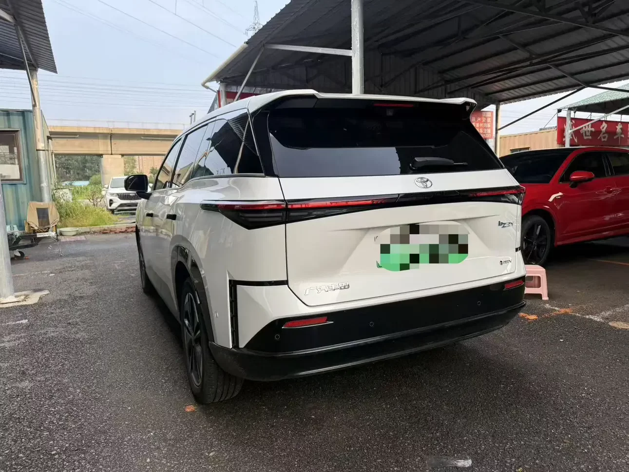 Toyota Bozhi 3X