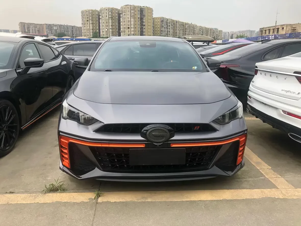 GAC Trumpchi Empow  из Китая