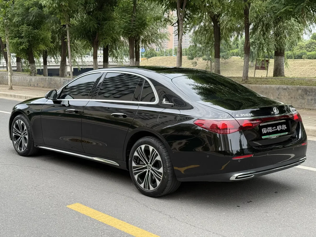 Mercedes-Benz E-Class PHEV