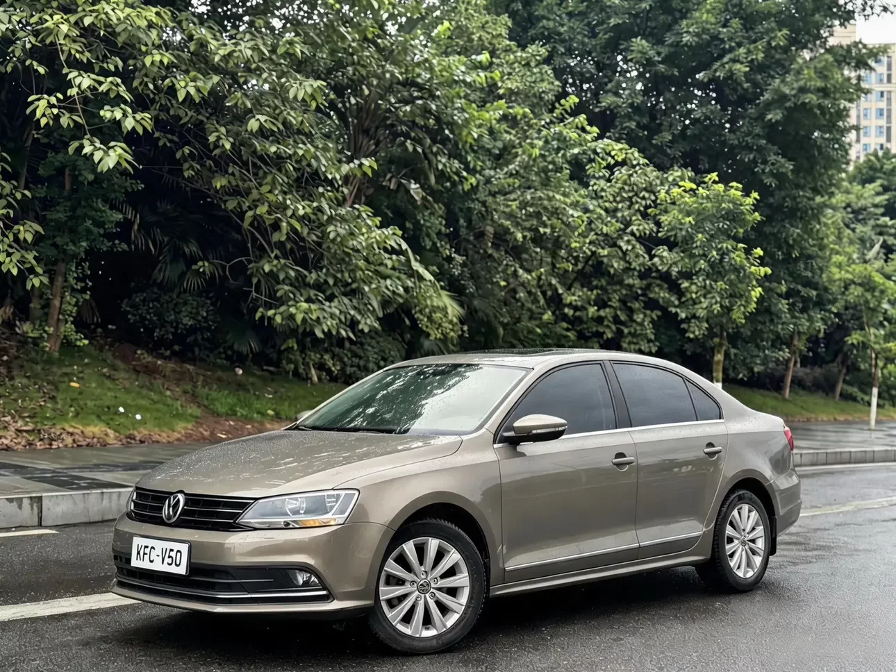 Volkswagen Sagitar
