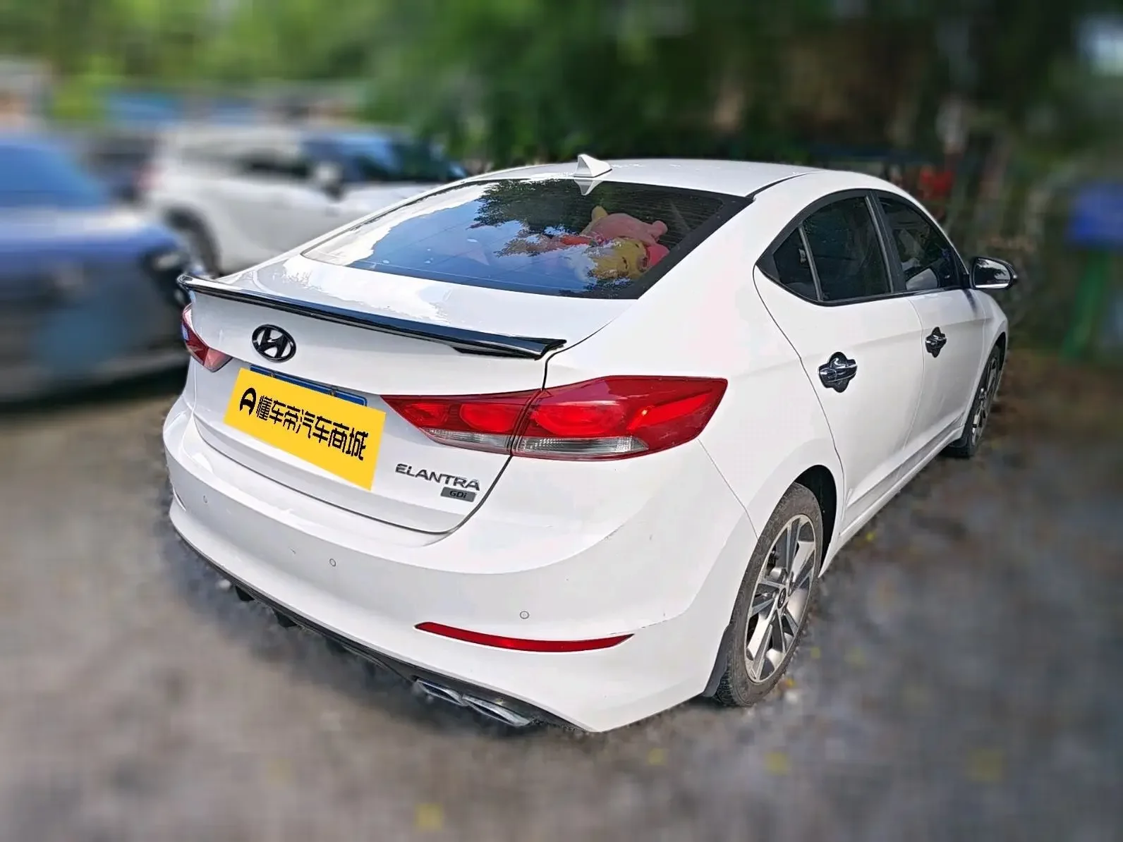 Hyundai lead