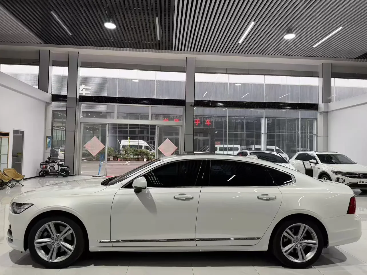 Volvo S90
