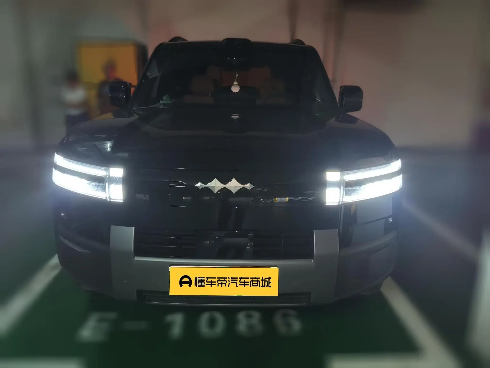 BYD Leopard Titanium 7 PHEV