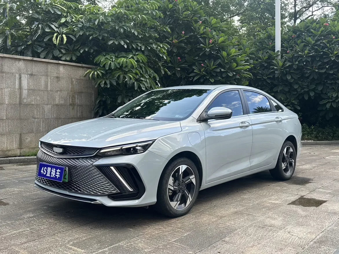 Geely Emgrand L HiP
