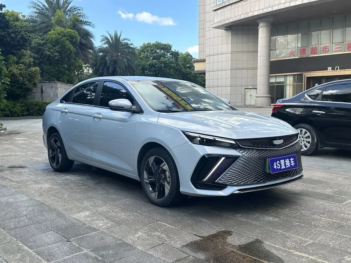 Geely Emgrand L HiP
