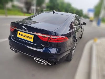 Jaguar XFL